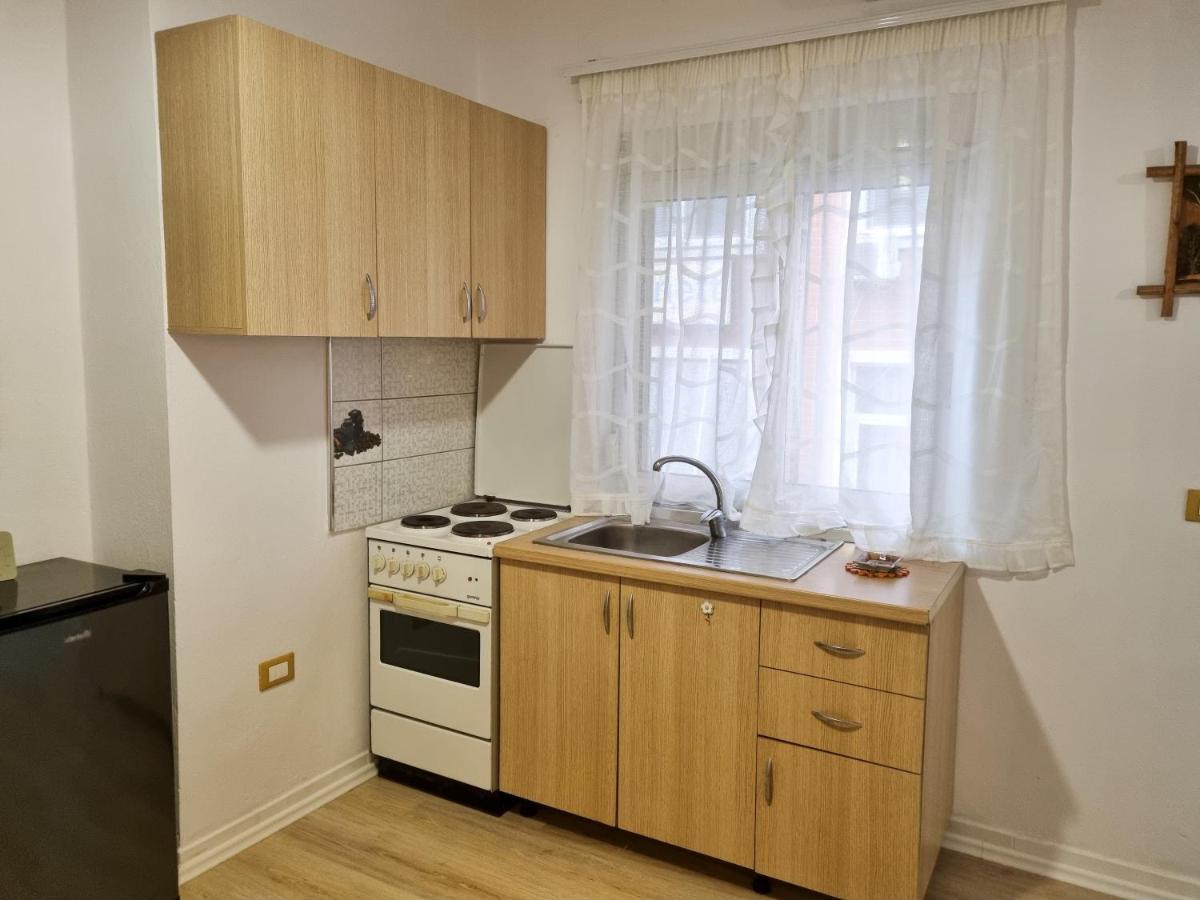 Cozy Apartment In City Center Tirana Bagian luar foto